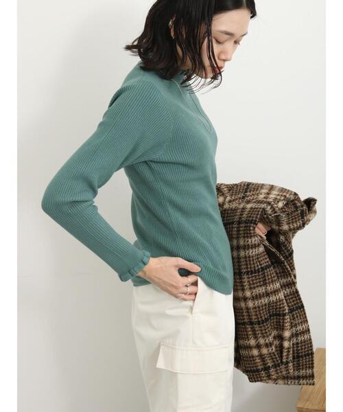 Samansa Mos2 blue（サマンサモスモスブルー）の「フリル衿リブニットプルオーバー（ニット/セーター・レディース・キナリ/グリーン/ブラック・F）」の8枚目の写真
