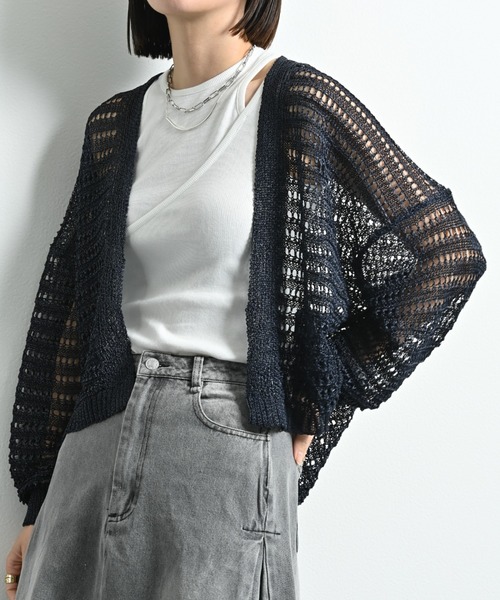 INTERPLANET（インタープラネット）の「ペーパーヤーン透かしボーダートッパー（カーディガン/ボレロ・レディース・ネイビー/ベージュ/グレー・FREE）」の17枚目の写真