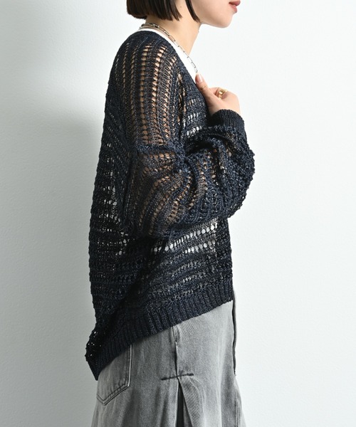 INTERPLANET（インタープラネット）の「ペーパーヤーン透かしボーダートッパー（カーディガン/ボレロ・レディース・ネイビー/ベージュ/グレー・FREE）」の18枚目の写真