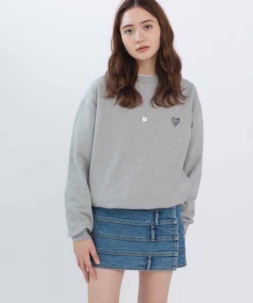 ANDERSSON BELL(アンダースンベル)の「Andersson Bell/アンダーソンベル UNISEX ADSB HEART SWEATSHIRTS スウェット トレーナー(スウェット・メンズ・グレー/レッド/ブラック・M/S/L)」の14枚目の写真