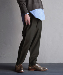 apartment department（アパートメントデパートメント）の「テーパード イージーパンツ（スラックス）」