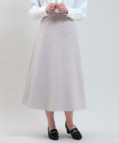 TRUDEA（トルディア）の「ジャガードロングフレアスカート（スカート・レディース・ネイビー/グレイッシュベージュ/アイボリー・LARGE/MEDIUM）」の2枚目の写真