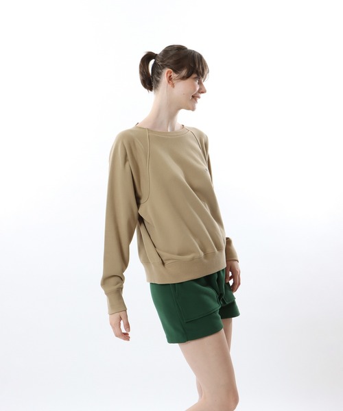 Champion(チャンピオン)の「【Champion/チャンピオン】レディース クルーネックスウェットシャツ(スウェット・レディース・ダークグリーン/ヘザーグレー/ベージュ/チャコール・MEDIUM/LARGE)」の6枚目の写真
