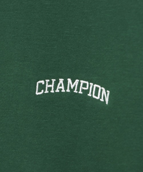 Champion(チャンピオン)の「【Champion/チャンピオン】レディース クルーネックスウェットシャツ(スウェット・レディース・ダークグリーン/ヘザーグレー/ベージュ/チャコール・MEDIUM/LARGE)」の13枚目の写真