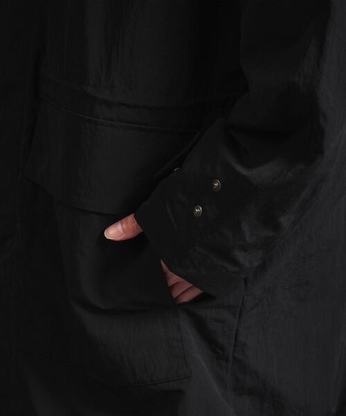 MONKEY TIME（モンキータイム）の「＜monkey time＞ ワッシャー タフタ スタンドカラー コート（ナイロンジャケット・メンズ・ブラック・S/M/L）」の10枚目の写真