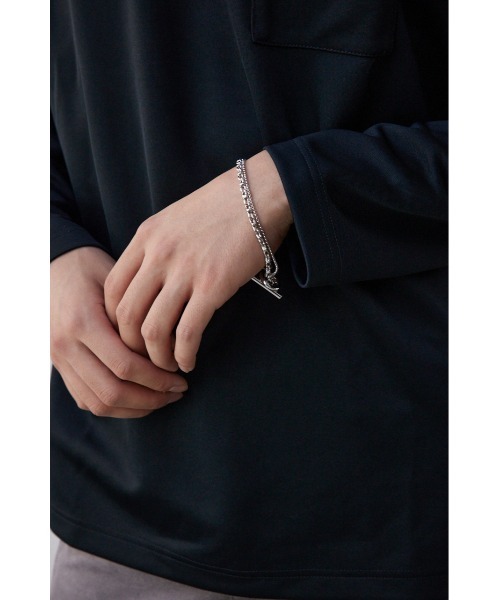 AZUL by moussy(アズールバイマウジー)の「二連ブレスレット(ブレスレット・メンズ・シルバー・FREE)」の2枚目の写真