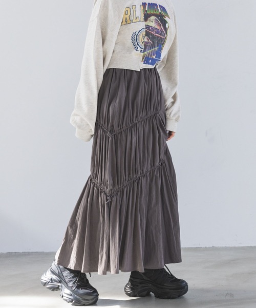 PAGEBOY(ページボーイ)の「アシメティアードスカート(スカート・レディース・チャコールグレー/ブルー/ホワイト・FREE)」の7枚目の写真