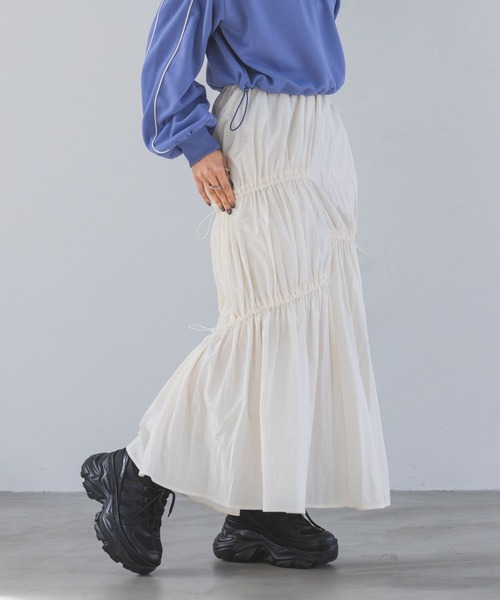 PAGEBOY(ページボーイ)の「アシメティアードスカート(スカート・レディース・チャコールグレー/ブルー/ホワイト・FREE)」の22枚目の写真