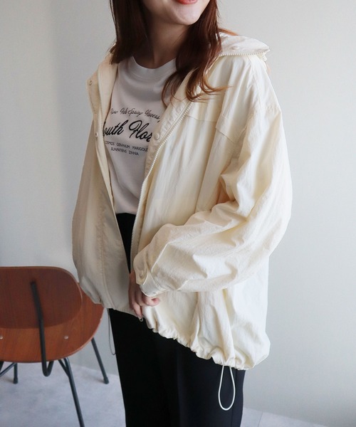 earth music&ecology(アースミュージックアンドエコロジー)の「テックパーカー(その他アウター・レディース・アイボリー/ピンク/ライトカーキ/ネイビー・FREE)」の8枚目の写真