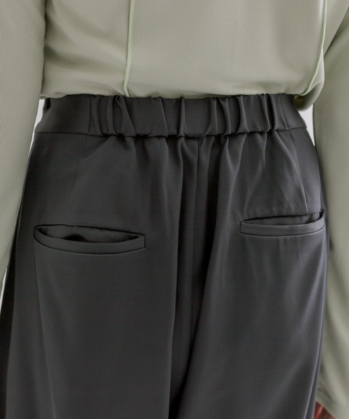 mline（エムライン）の「[mline]ウエストボタンスラックスパンツ（スラックス・レディース・イエロー/アイボリー/チャコールグレー・1/2）」の21枚目の写真