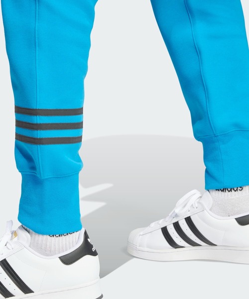 adidas（アディダス）の「ストリート Neuclassics カフス