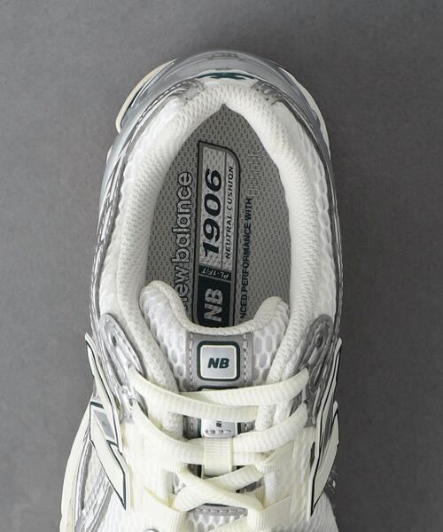 NEW BALANCE(ニューバランス)の「<New Balance>M1906REE スニーカー(スニーカー・レディース・シルバー・24.5cm/24cm/22.5cm/25cm/23cm/23.5cm/22cm)」の3枚目の写真