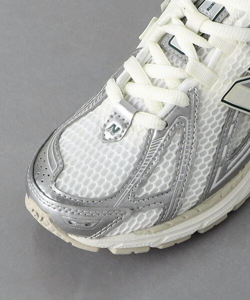 NEW BALANCE(ニューバランス)の「<New Balance>M1906REE スニーカー(スニーカー・レディース・シルバー・24.5cm/24cm/22.5cm/25cm/23cm/23.5cm/22cm)」の2枚目の写真