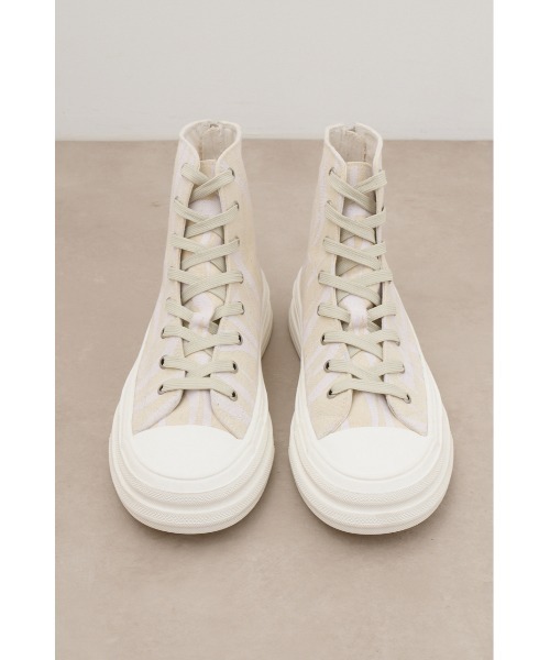 AZUL by moussy（アズールバイマウジー）の「グラフィックハイカットスニーカー（スニーカー・メンズ・ホワイト系その他/ブラック系その他・MEDIUM/LARGE）」の7枚目の写真