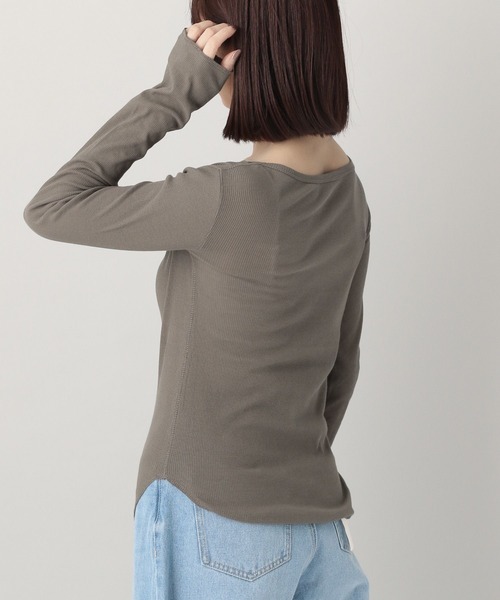 A part by（アパートバイ）の「シアーリブ2WAY_長袖/WEB先行予約（Tシャツ/カットソー・レディース・アイボリー/カーキ/ブラック・FREE）」の6枚目の写真