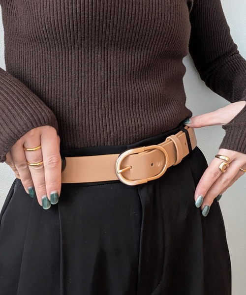 styiro（スタイロ）の「【累計販売数1万本突破！】選べる17展開 艶・マットゴールド シルバーミディアムレザーベルト オフィス 休日（ベルト・レディース・ブラック系2/ブラック系1/ブラウン系2/ホワイト系2/ホワイト系1/ベージュ系1/ベージュ系2/ブラウン系1/イエロー系2/ブラウン系3/ベージュ系3/ブラック系3/ホワイト系3/ベージュ系4/ブラック系4/ブラウン系4/ホワイト系4・FREE）」の13枚目の写真