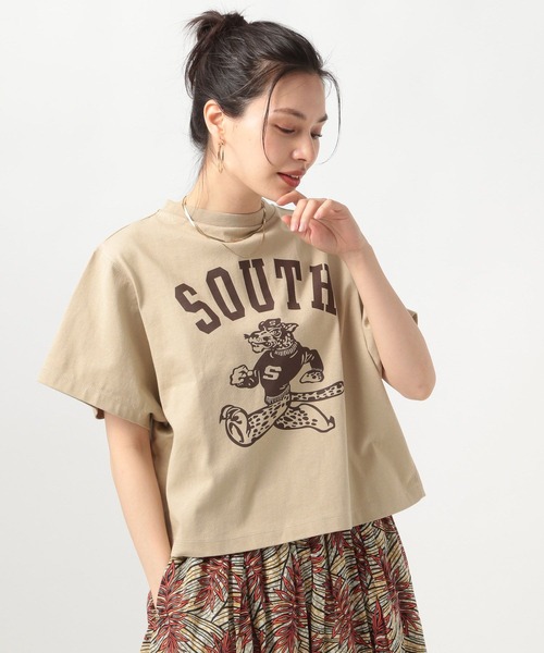 Champion（チャンピオン）の「【Champion(チャンピオン）】別注ロゴT（Tシャツ/カットソー・レディース・ベージュ/ライトブルー/ブラック/オフホワイト・FREE）」の11枚目の写真