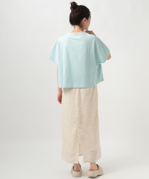 Champion（チャンピオン）の「【Champion(チャンピオン）】別注ロゴT（Tシャツ/カットソー・レディース・ベージュ/ライトブルー/ブラック/オフホワイト・FREE）」の6枚目の写真