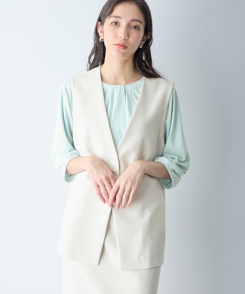 A/C DESIGN BY ALPHA CUBIC（エーシーデザインバイアルファキュービック）の「【セットアップ対応】ストレッチジレ（ノーカラージャケット・レディース・ベージュ/ネイビー・13号/9号/11号）」の2枚目の写真