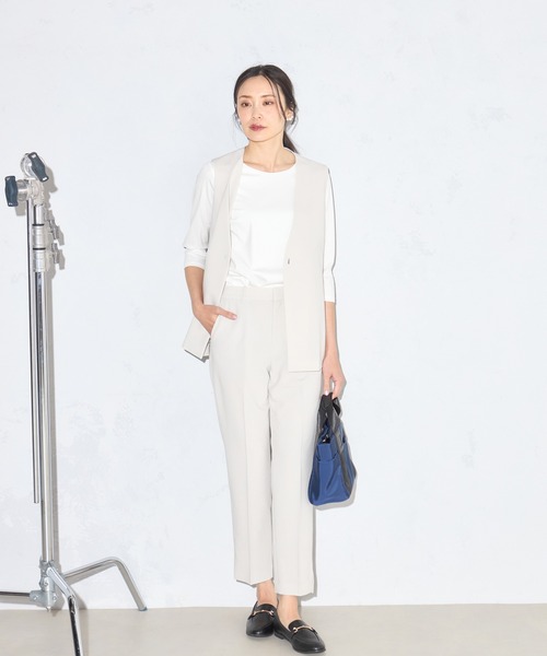 A/C DESIGN BY ALPHA CUBIC（エーシーデザインバイアルファキュービック）の「【セットアップ対応】ストレッチジレ（ノーカラージャケット・レディース・ベージュ/ネイビー・13号/9号/11号）」の4枚目の写真