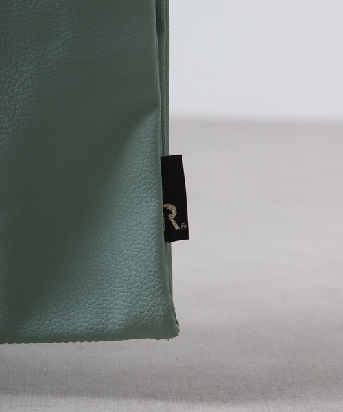 ROOTOTE(ルートート)の「ROOTOTE チューブ合皮トート(トートバッグ・メンズ・ブルー/シルバー/ブラック/ホワイト系/ピンクゴールド/グリーン系その他・FREE)」の15枚目の写真
