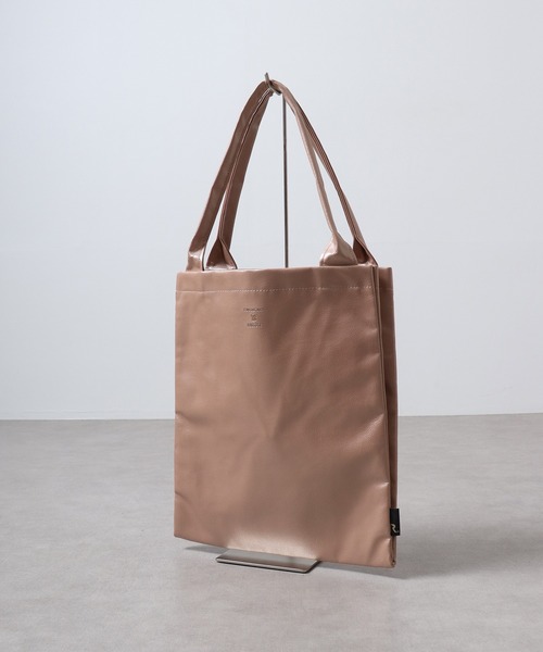 ROOTOTE(ルートート)の「ROOTOTE チューブ合皮トート(トートバッグ・メンズ・ブルー/シルバー/ブラック/ホワイト系/ピンクゴールド/グリーン系その他・FREE)」の11枚目の写真