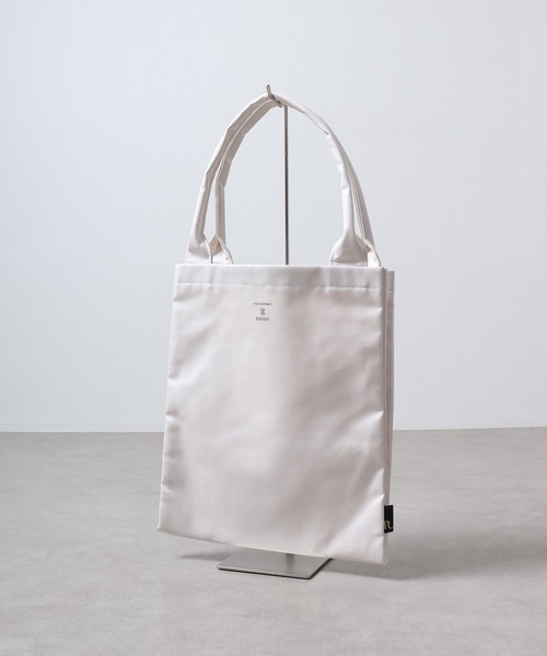 ROOTOTE(ルートート)の「ROOTOTE チューブ合皮トート(トートバッグ・メンズ・ブルー/シルバー/ブラック/ホワイト系/ピンクゴールド/グリーン系その他・FREE)」の7枚目の写真