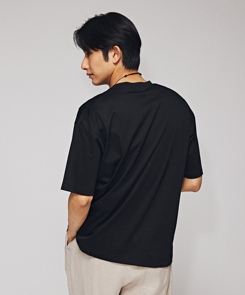 EDIFICE(エディフィス)の「アルビニスタスムース クルーネック Tシャツ(Tシャツ/カットソー・メンズ・ネイビー/ホワイト/グリーン/ブラック/アイボリー/オレンジ系その他・SMALL/MEDIUM/LARGE)」の14枚目の写真