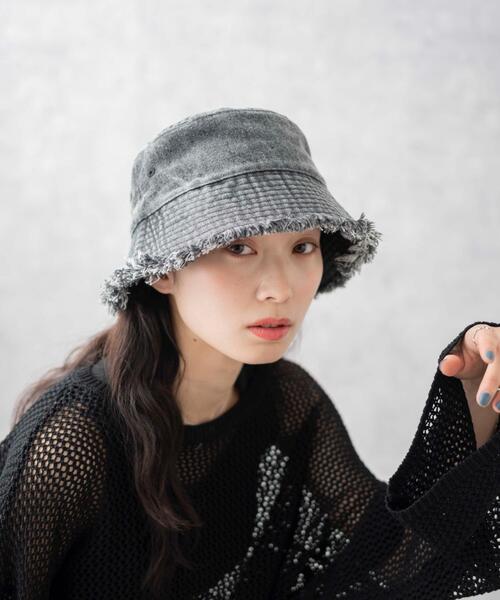 WEGO(ウィゴー)の「WEGO/デニムフリンジバケットハット(ハット・レディース・ライトインディゴブルー/ブラック/インディゴブルー・FREE)」の4枚目の写真