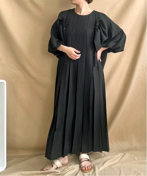 新品未使用【M】LHELBIE レルビエ　タックプリーツワンピース　ロング 新品未使用【M】LHELBIE レルビエ タックプリーツワンピース