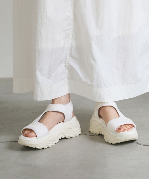 select MOCA（セレクトモカ）の「スニーカーサンダル（サンダル・レディース・ブラック/オフホワイト・SMALL/MEDIUM/LARGE）」の17枚目の写真