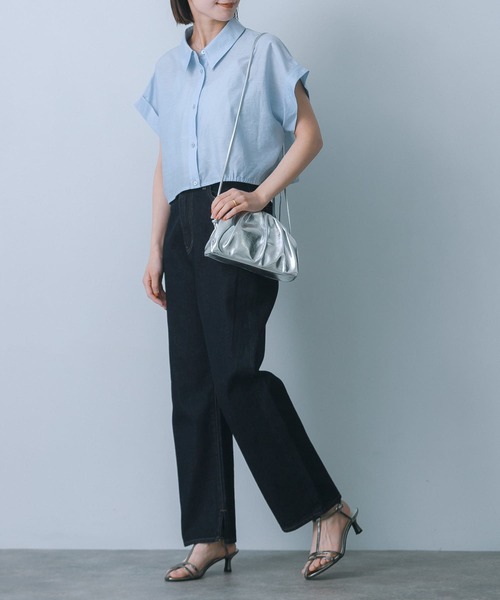 HEYUMM（ヘユム）の「ドロストクロップドシャツ（シャツ/ブラウス・レディース・ライトブルー/チャコールグレー/オフホワイト・ONE）」の16枚目の写真