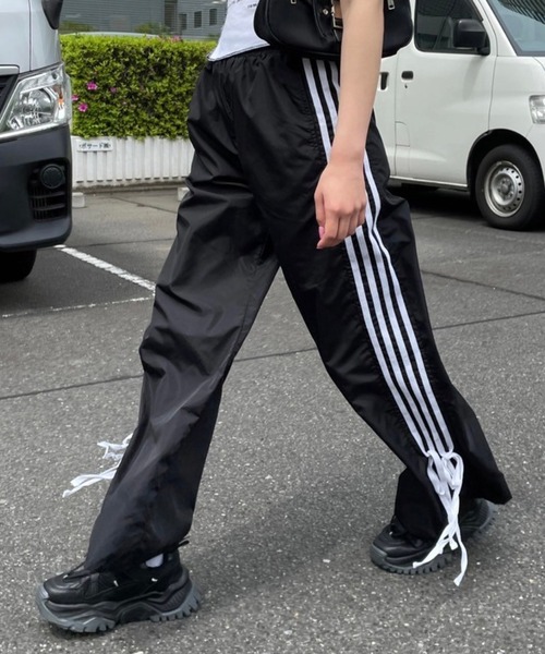 Figments(フィグメンツ)の「リボンライントラックパンツ(その他パンツ・レディース・ブラック・FREE)」の9枚目の写真