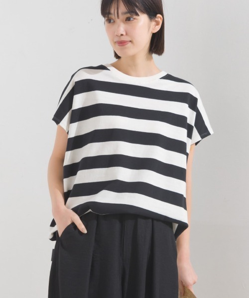 OMNES(オムネス)の「10番単ボーダーフレンチスリーブプルオーバー(Tシャツ/カットソー・レディース・ホワイト×ブラック/ホワイト×ブルー/グレー系その他/ホワイト系その他2/ホワイト系その他/ホワイト×ネイビー・FREE)」の4枚目の写真