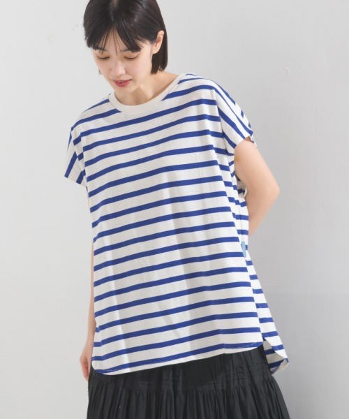 OMNES(オムネス)の「10番単ボーダーフレンチスリーブプルオーバー(Tシャツ/カットソー・レディース・ホワイト×ブラック/ホワイト×ブルー/グレー系その他/ホワイト系その他2/ホワイト系その他/ホワイト×ネイビー・FREE)」の7枚目の写真