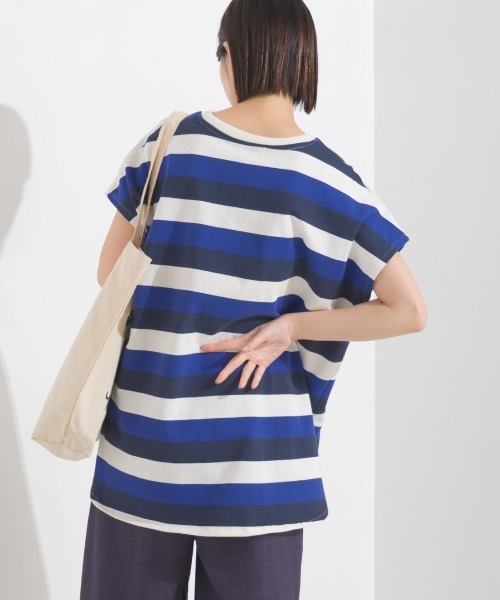 OMNES(オムネス)の「10番単ボーダーフレンチスリーブプルオーバー(Tシャツ/カットソー・レディース・ホワイト×ブラック/ホワイト×ブルー/グレー系その他/ホワイト系その他2/ホワイト系その他/ホワイト×ネイビー・FREE)」の19枚目の写真