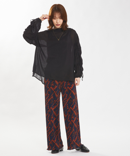 abahouse mavie(アバハウスマヴィ)の「【ロングセラー!】クリスタルプリーツイージーパンツ(その他パンツ・レディース・グリーン系その他/モカ/ブラウン系その他/ストライプ・フリー)」の14枚目の写真