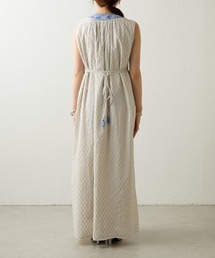 NE QUITTEZ PAS!（ヌキテパ）の「ne Quittez pas/フラワーモチーフ刺繍