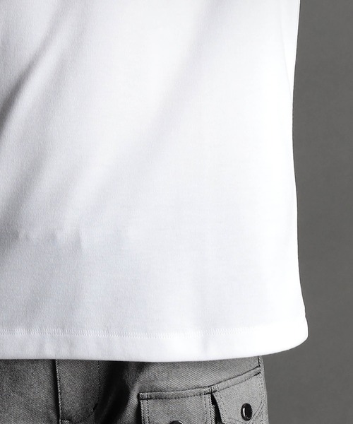 NICOLE CLUB FOR MEN(ニコルクラブフォーメン)の「ロゴ刺繍長袖Tシャツ(Tシャツ/カットソー・メンズ・オフホワイト/アッシュグレー/ブラック/ネイビー・MEDIUM/LARGE/X-LARGE)」の13枚目の写真