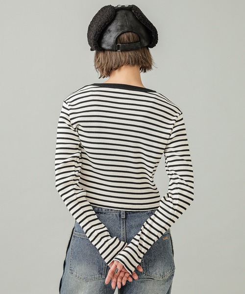 X-girl(エックスガール)の「OVAL LOGO L/S TOP(Tシャツ/カットソー・レディース・ブラウン/ホワイト/ブラック/マルチ・S/M)」の17枚目の写真