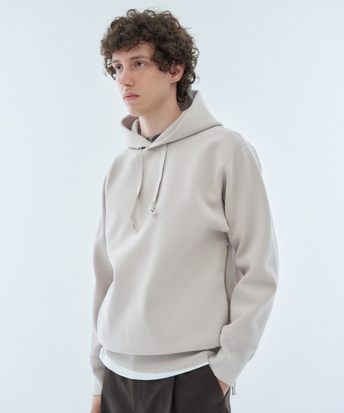 ESTNATION（エストネーション）の「ESTNATION / ECOポリ ミラノリブフーディー（ニット/セーター・メンズ・ボルドー/ライトベージュ/ブラック・MEDIUM/X-LARGE/LARGE）」の4枚目の写真