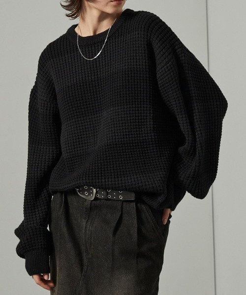 Alfred Alex（アルフレッドアレックス）の「【Alfred Alex】ボーダーバルキーワッフル オーバーサイズニット（ニット/セーター・メンズ・スモークグレー/ブラック/ブラウン/チャコール/ボルドー/オフホワイト/ブルーグレー・L/M）」の15枚目の写真