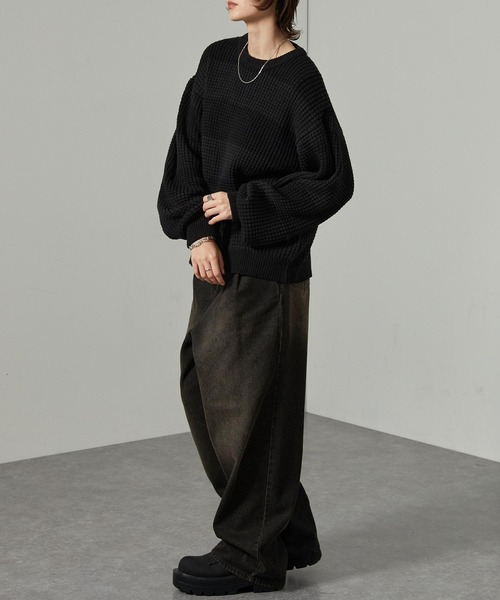 Alfred Alex（アルフレッドアレックス）の「【Alfred Alex】ボーダーバルキーワッフル オーバーサイズニット（ニット/セーター・メンズ・スモークグレー/ブラック/ブラウン/チャコール/ボルドー/オフホワイト/ブルーグレー・L/M）」の11枚目の写真