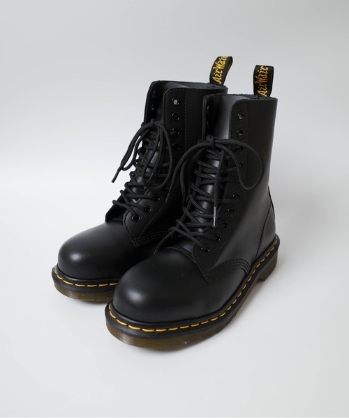 Dr. Martens(ドクターマーチン)の「【IW5】【Dr.Martens】ドクターマーチン 10ホール 10 EYE BOOT(ブーツ・レディース・ブラック・UK3)」の1枚目の写真