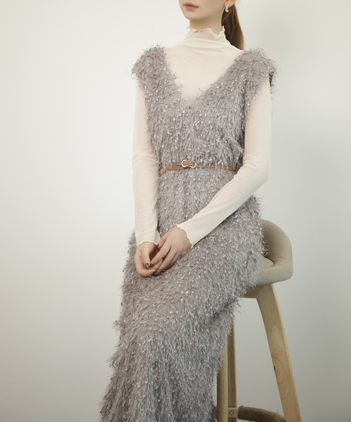 DRESS PLUS(ドレスプラス)の「フリンジ フェザーヤーン キャミワンピース(ワンピース・レディース・ベージュ/モカ/ブラック/グレー・M)」の16枚目の写真