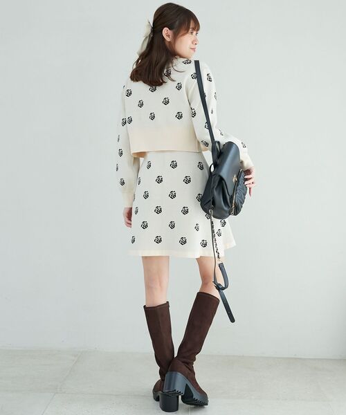 MAJESTIC LEGON(マジェスティックレゴン)の「レディパターンカーデセットワンピ(ワンピース・レディース・ブラック系その他/ブラウン系その他2/ホワイト系その他2・MEDIUM)」の6枚目の写真