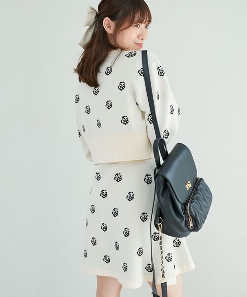 MAJESTIC LEGON(マジェスティックレゴン)の「レディパターンカーデセットワンピ(ワンピース・レディース・ブラック系その他/ブラウン系その他2/ホワイト系その他2・MEDIUM)」の9枚目の写真