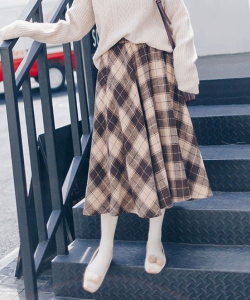 VIVID LADY（ビビッドレディー）の「タータンチェック チェックスカート レディース（スカート・レディース・ブラウン/ベージュ・SMALL/MEDIUM）」の5枚目の写真