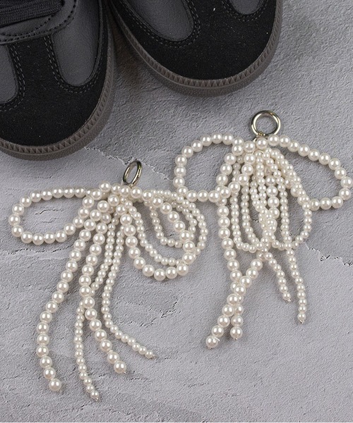 LA VORAGINE（ラ ヴォラジネ）の「パールリボンチャーム（チャーム・レディース・シルバー/ホワイト/ブラック・FREE）」の11枚目の写真