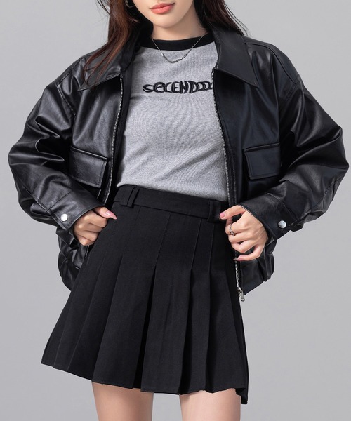 DAY CLOSET(デイ クローゼット)の「レディース 長袖キレカジギャザー合皮ライダースジャケット(ライダースジャケット・レディース・ブラック/グレイッシュベージュ・FREE)」の3枚目の写真